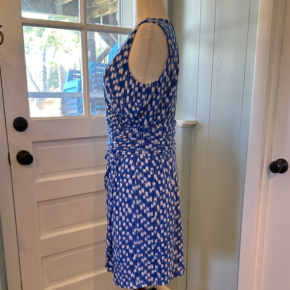 Ann Taylor Blue & White Sleeveless Faux-Wrap Mini Dress - Picture 7 of 8